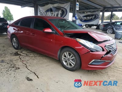 Czwarte zdjęcie samochodu z boku: 2016 HYUNDAI SONATA SE VIN:5NPE24AFXGH271154 - miniatura