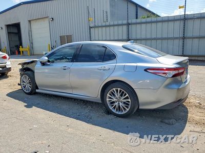 Drugie zdjęcie samochodu z przodu: 2020 TOYOTA CAMRY XLE VIN:4T1F11AK4LU885986 - miniatura