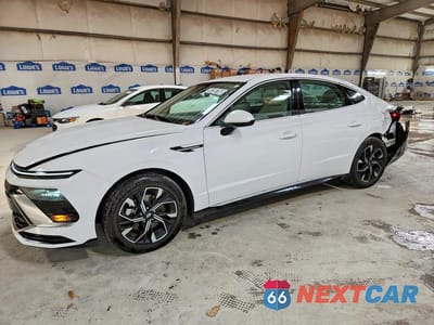 2024 HYUNDAI SONATA SEL KMHL64JA3RA390461 - główne zdjęcie licytacji z USA - miniatura