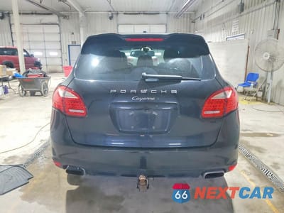 Zdjęcie 6 z 13 samochodu: 2013 PORSCHE CAYENNE VIN:WP1AA2A26DLA12525 - miniatura