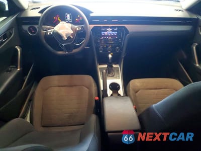 Zdjęcie 8 z 12 samochodu: 2020 VOLKSWAGEN PASSAT S VIN:1VWAA7A34LC016401 - miniatura
