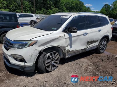 2017 HONDA PILOT TOURING 5FNYF6H98HB010733 - główne zdjęcie licytacji z USA - miniatura
