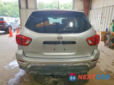 Zdjęcie 6 z 13 samochodu: 2017 NISSAN PATHFINDER S VIN:5N1DR2MNXHC606162 - miniatura