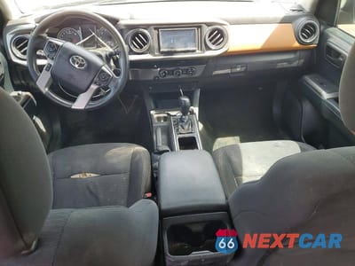 Zdjęcie 8 z 12 samochodu: 2017 TOYOTA TACOMA SR5 V6 VIN:3TMAZ5CN1HM030731 - miniatura