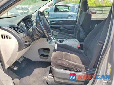 Zdjęcie 7 z 13 samochodu: 2013 DODGE GRAND CARAVAN SXT VIN:2C4RDGCG0DR628567 - miniatura