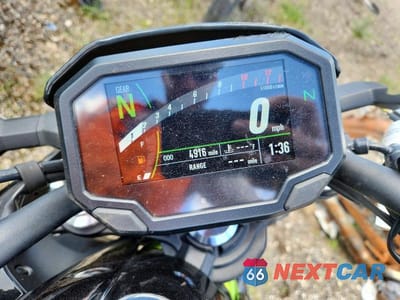 Zdjęcie 7 z 9 samochodu: 2020 KAWASAKI ER650 L VIN:ML5EREL12LDA05269 - miniatura