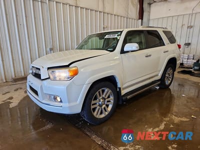 2013 TOYOTA 4RUNNER LIMITED JTEBU5JR1D5145916 - główne zdjęcie licytacji z USA - miniatura