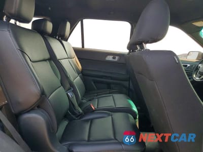 Zdjęcie 10 z 12 samochodu: 2015 FORD EXPLORER POLICE INTERCEPTOR VIN:1FM5K8AR2FGB13021 - miniatura