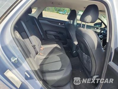 Zdjęcie 10 z 12 samochodu: 2021 KIA K5 LXS VIN:5XXG14J29MG053559 - miniatura