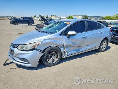 2018 CHEVROLET CRUZE LS 1G1BC5SM1J7174660 - główne zdjęcie licytacji z USA - miniatura
