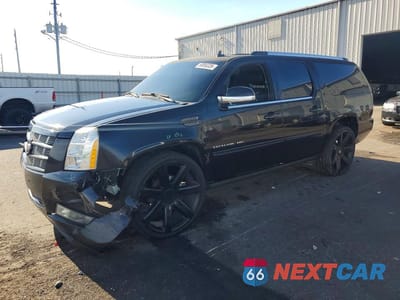 2013 CADILLAC ESCALADE ESV PREMIUM 1GYS3JEF9DR215178 - główne zdjęcie licytacji z USA - miniatura