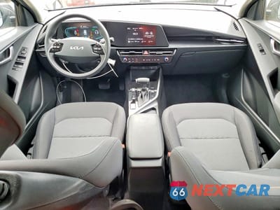Zdjęcie 8 z 13 samochodu: 2026 KIA NIRO LX VIN:KNDCP3LE1T5340332 - miniatura