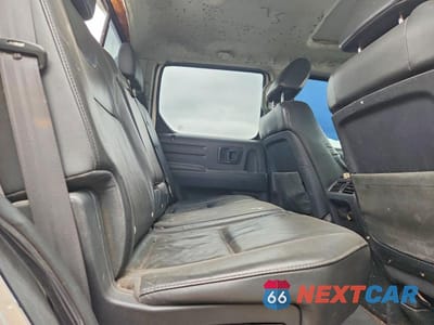 Zdjęcie 10 z 12 samochodu: 2009 HONDA RIDGELINE RTL VIN:2HJYK16579H501316 - miniatura