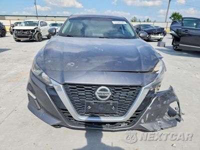 Piąte zdjęcie samochodu w środku: 2019 NISSAN ALTIMA S VIN:1N4BL4BV7KC120711 - miniatura