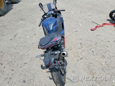 Zdjęcie 6 z 8 samochodu: 2026 KAWASAKI EX500 A VIN:ML5EXGJ17TDA82983 - miniatura