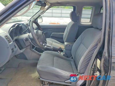 Zdjęcie 7 z 12 samochodu: 2002 NISSAN FRONTIER KING CAB XE VIN:1N6DD26S52C361894 - miniatura