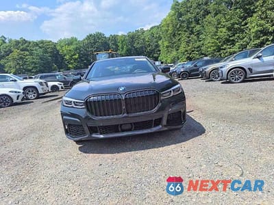 Piąte zdjęcie samochodu w środku: 2022 BMW 750 XI VIN:WBA7U2C07NCG99224 - miniatura