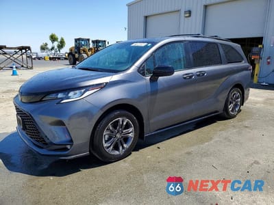 2025 TOYOTA SIENNA XSE 5TDDSKFC0SS178872 - główne zdjęcie licytacji z USA - miniatura