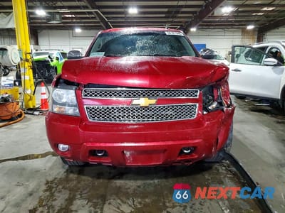 Piąte zdjęcie samochodu w środku: 2012 CHEVROLET SUBURBAN K1500 LTZ VIN:1GNSKKE75CR317445 - miniatura