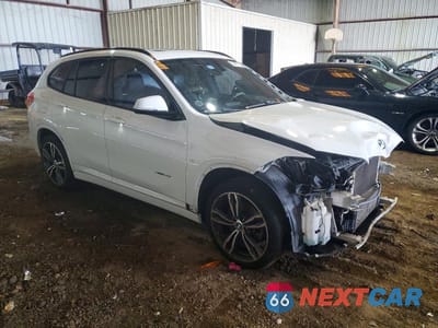 Czwarte zdjęcie samochodu z boku: 2018 BMW X1 SDRIVE28I VIN:WBXHU7C35J5L05345 - miniatura