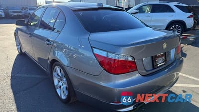 Trzecie zdjęcie samochodu z tyłu: 2008 BMW 535 I VIN:WBANW13578CZ84451 - miniatura