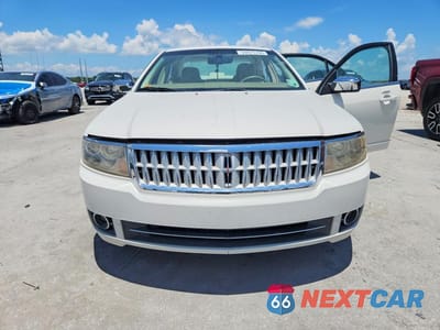 Piąte zdjęcie samochodu w środku: 2009 LINCOLN MKZ VIN:3LNHM26T49R635929 - miniatura