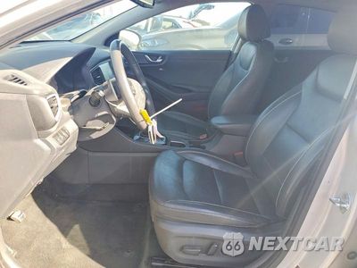 Zdjęcie 7 z 12 samochodu: 2018 HYUNDAI IONIQ LIMITED VIN:KMHC05LC9JU073812 - miniatura