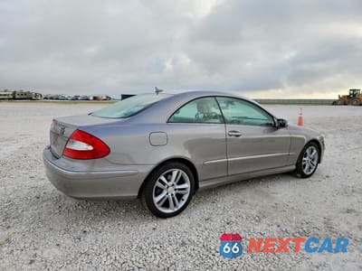 Trzecie zdjęcie samochodu z tyłu: 2008 MERCEDES-BENZ CLK 350 VIN:WDBTJ56H88F254034 - miniatura