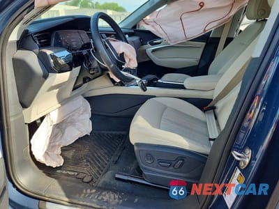 Zdjęcie 7 z 12 samochodu: 2024 AUDI Q8 E-TRON PREMIUM PLUS VIN:WA15AAGE7RB021708 - miniatura