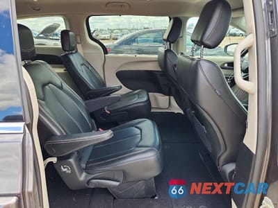 Zdjęcie 11 z 13 samochodu: 2020 CHRYSLER VOYAGER LXI VIN:2C4RC1DG0LR286163 - miniatura