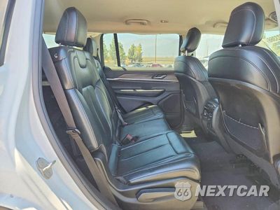 Zdjęcie 11 z 13 samochodu: 2023 JEEP GRAND CHEROKEE L LIMITED VIN:1C4RJJBG4P8843845 - miniatura