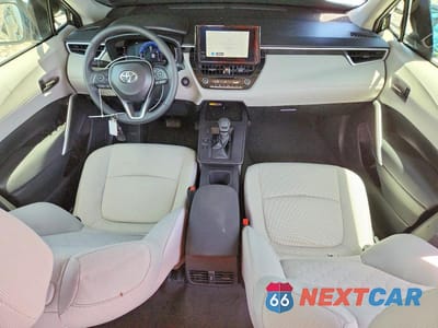 Zdjęcie 8 z 13 samochodu: 2026 TOYOTA COROLLA CROSS LE VIN:7MUCAAAG5TV178456 - miniatura