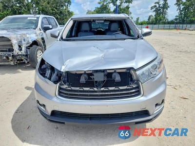 Piąte zdjęcie samochodu w środku: 2016 TOYOTA HIGHLANDER LIMITED PLATINUM VIN:5TDYKRFH8GS161668 - miniatura