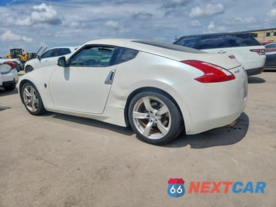 Drugie zdjęcie samochodu z przodu: 2011 NISSAN 370Z BASE VIN:JN1AZ4EH6BM550530 - miniatura