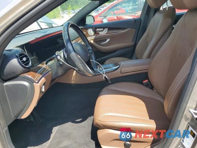 Zdjęcie 7 z 12 samochodu: 2021 MERCEDES-BENZ E 350 4MATIC VIN:W1KZF8EB7MA948612 - miniatura