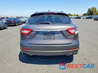 Zdjęcie 6 z 12 samochodu: 2019 MASERATI LEVANTE VIN:ZN661XUA5KX322564 - miniatura