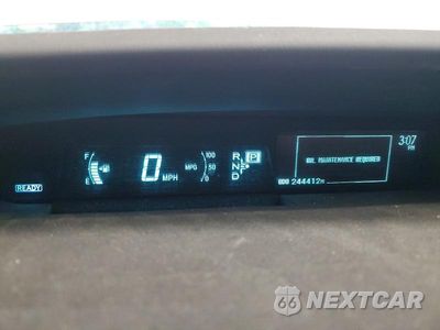Zdjęcie 9 z 12 samochodu: 2010 TOYOTA PRIUS III VIN:JTDKN3DU5A1022063 - miniatura
