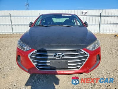 Piąte zdjęcie samochodu w środku: 2017 HYUNDAI ELANTRA SE VIN:5NPD74LF6HH090130 - miniatura