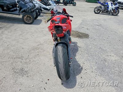 Czwarte zdjęcie samochodu z boku: 2025 DUCATI PANIGALE V4 VIN:ZDMDAG6W8SB001072 - miniatura