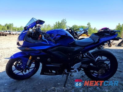 Trzecie zdjęcie samochodu z tyłu: 2019 YAMAHA YZFR3 VIN:MH3RH17Y8KK001911 - miniatura
