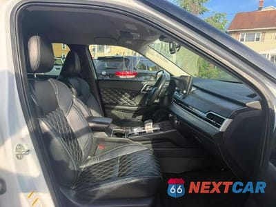 Zdjęcie 7 z 13 samochodu: 2022 MITSUBISHI OUTLANDER SEL VIN:JA4J4VA8XNZ082150 - miniatura