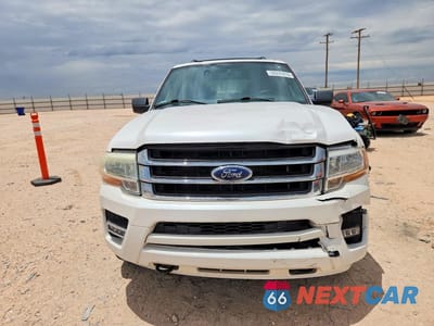 Piąte zdjęcie samochodu w środku: 2015 FORD EXPEDITION XLT VIN:1FMJU1JT3FEF11233 - miniatura