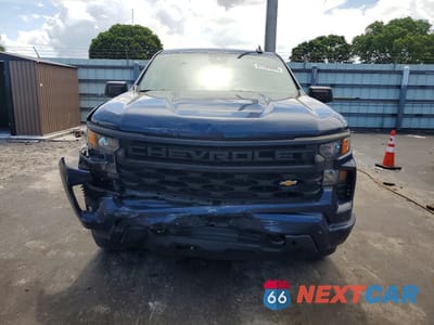 Piąte zdjęcie samochodu w środku: 2022 CHEVROLET SILVERADO C1500 CUSTOM VIN:1GCPABEK7NZ613978 - miniatura