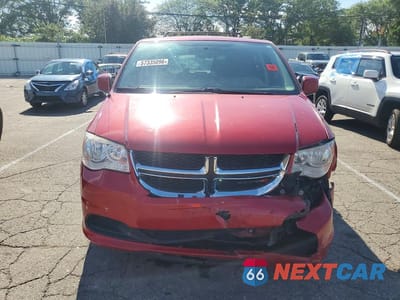 Piąte zdjęcie samochodu w środku: 2016 DODGE GRAND CARAVAN SXT VIN:2C4RDGCG9GR161394 - miniatura