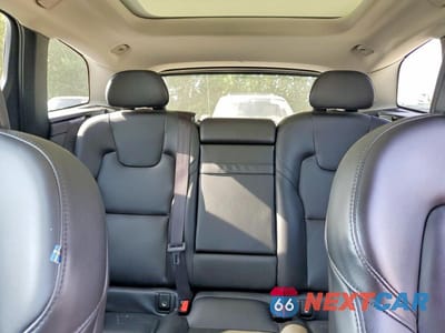 Zdjęcie 10 z 13 samochodu: 2019 VOLVO XC60 T5 VIN:LYV102RK8KB236745 - miniatura