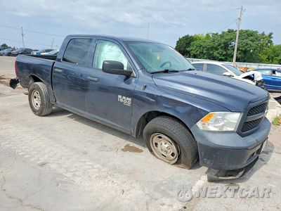 Czwarte zdjęcie samochodu z boku: 2019 RAM 1500 CLASSIC TRADESMAN VIN:1C6RR6KG8KS632589 - miniatura