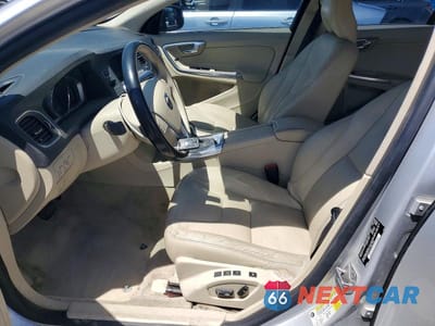 Zdjęcie 7 z 12 samochodu: 2015 VOLV S60 VIN:YV140MFKXF2366296 - miniatura