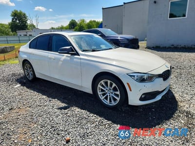 Czwarte zdjęcie samochodu z boku: 2018 BMW 320 XI VIN:WBA8E5G58JNV01710 - miniatura