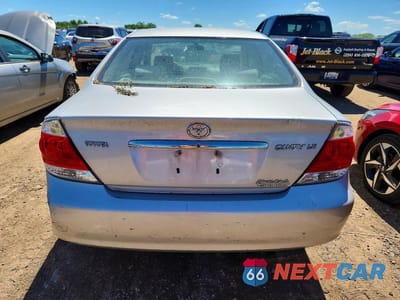 Zdjęcie 6 z 12 samochodu: 2006 TOYOTA CAMRY VIN:4T1BE30K06U107043 - miniatura