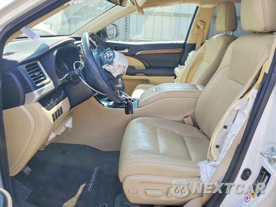 Zdjęcie 7 z 13 samochodu: 2017 TOYOTA HIGHLANDER LIMITED VIN:5TDYZRFH7HS215068 - miniatura